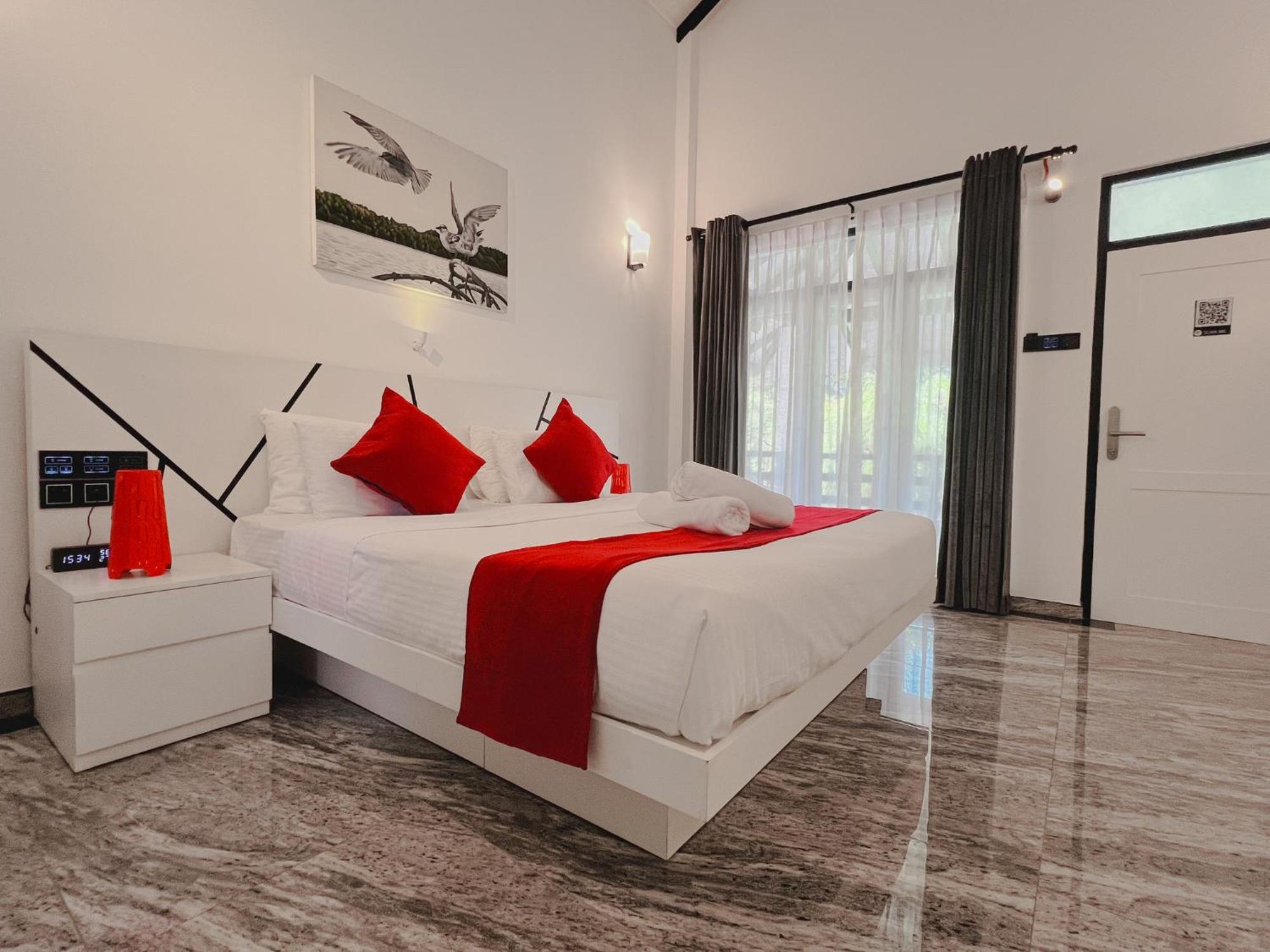 Wetland Resort Негомбо Екстериор снимка